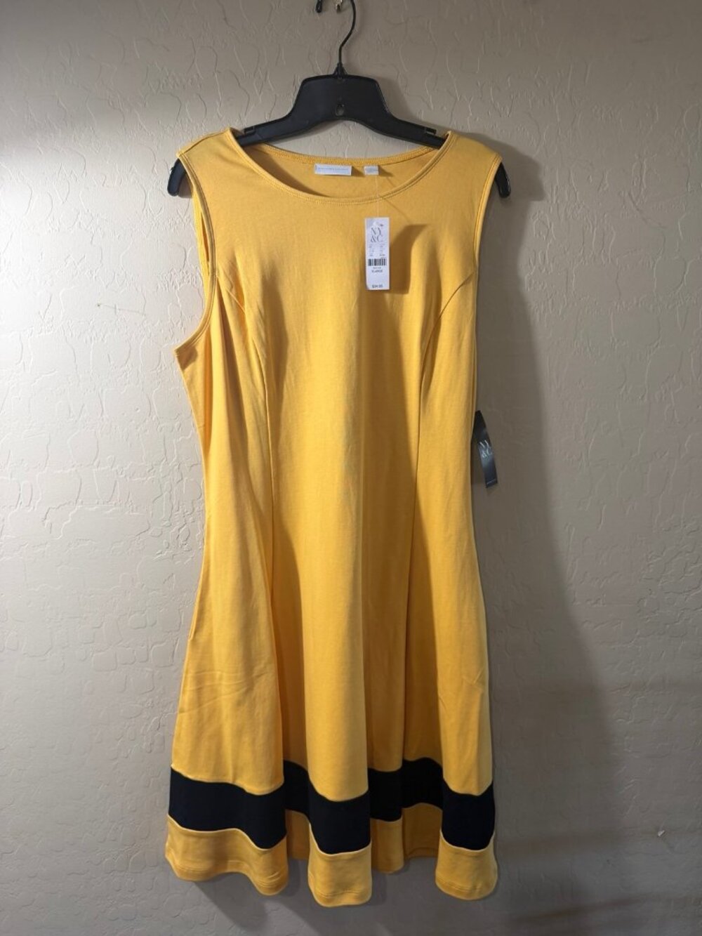 Sleeveless a line dress